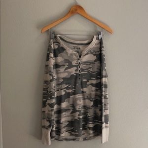 Camo long sleeve t shirt! Never worn